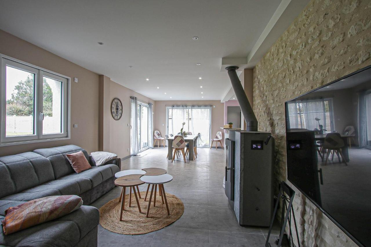 Kokana Modern Holiday Home Englesqueville-la-Percee ภายนอก รูปภาพ