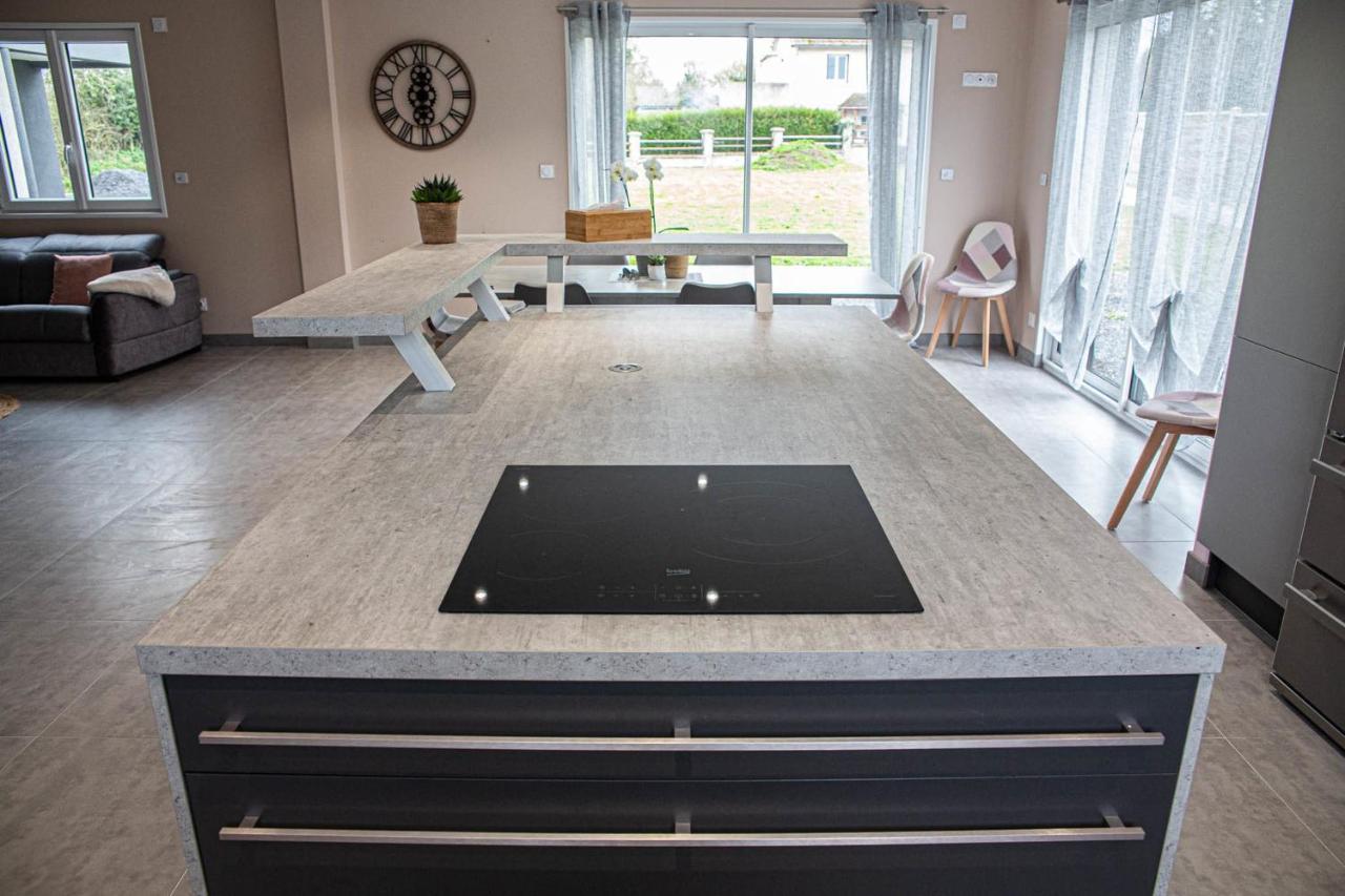 Kokana Modern Holiday Home Englesqueville-la-Percee ภายนอก รูปภาพ