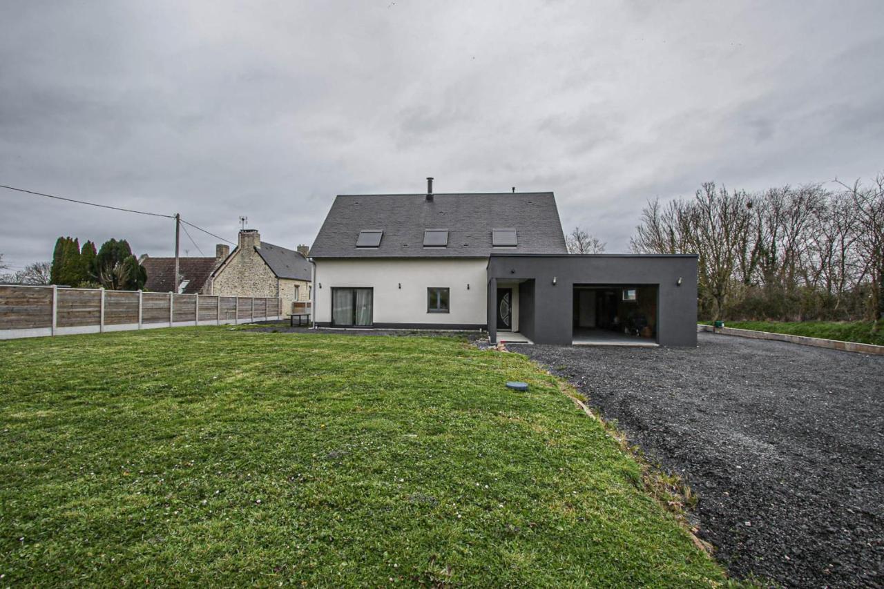 Kokana Modern Holiday Home Englesqueville-la-Percee ภายนอก รูปภาพ