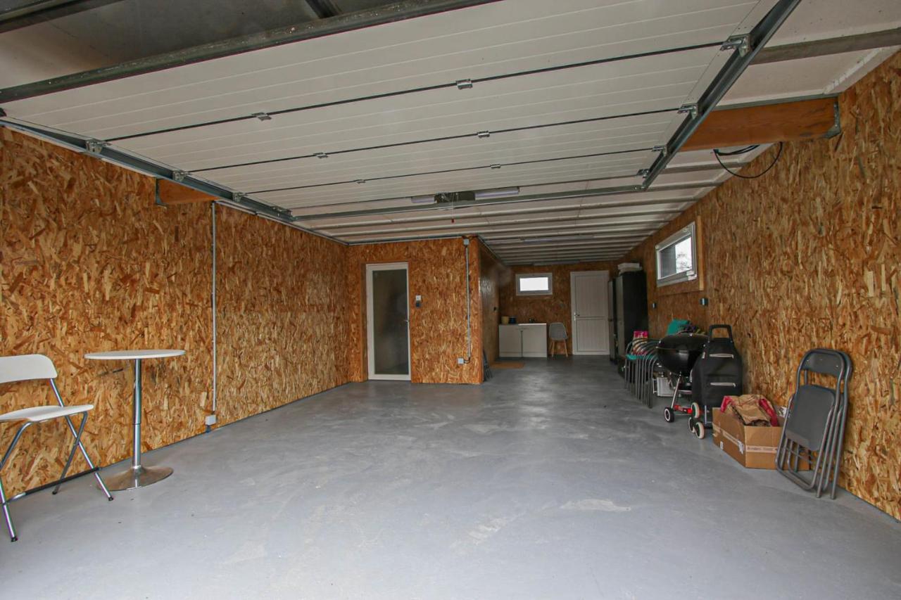 Kokana Modern Holiday Home Englesqueville-la-Percee ภายนอก รูปภาพ