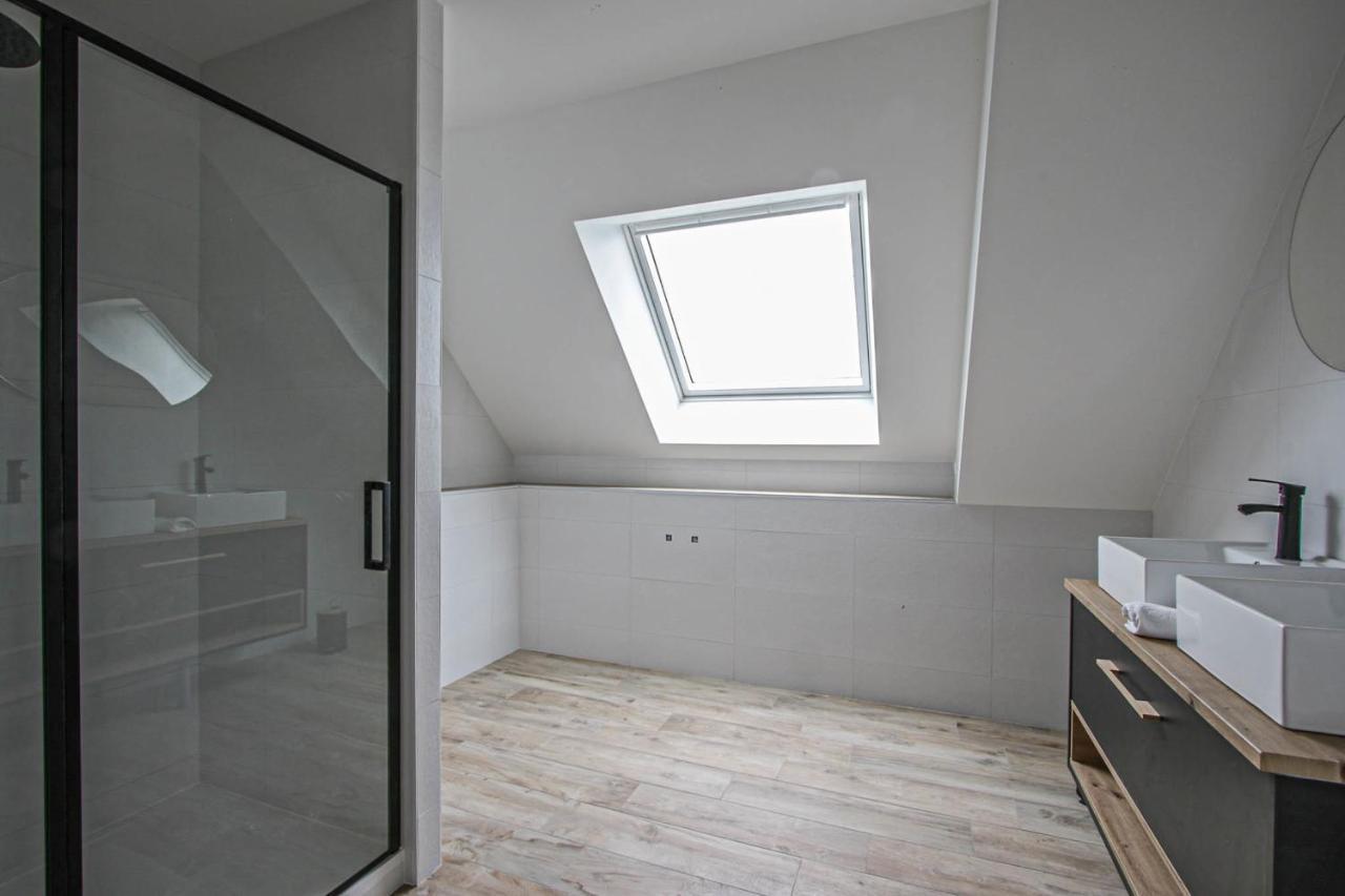 Kokana Modern Holiday Home Englesqueville-la-Percee ภายนอก รูปภาพ