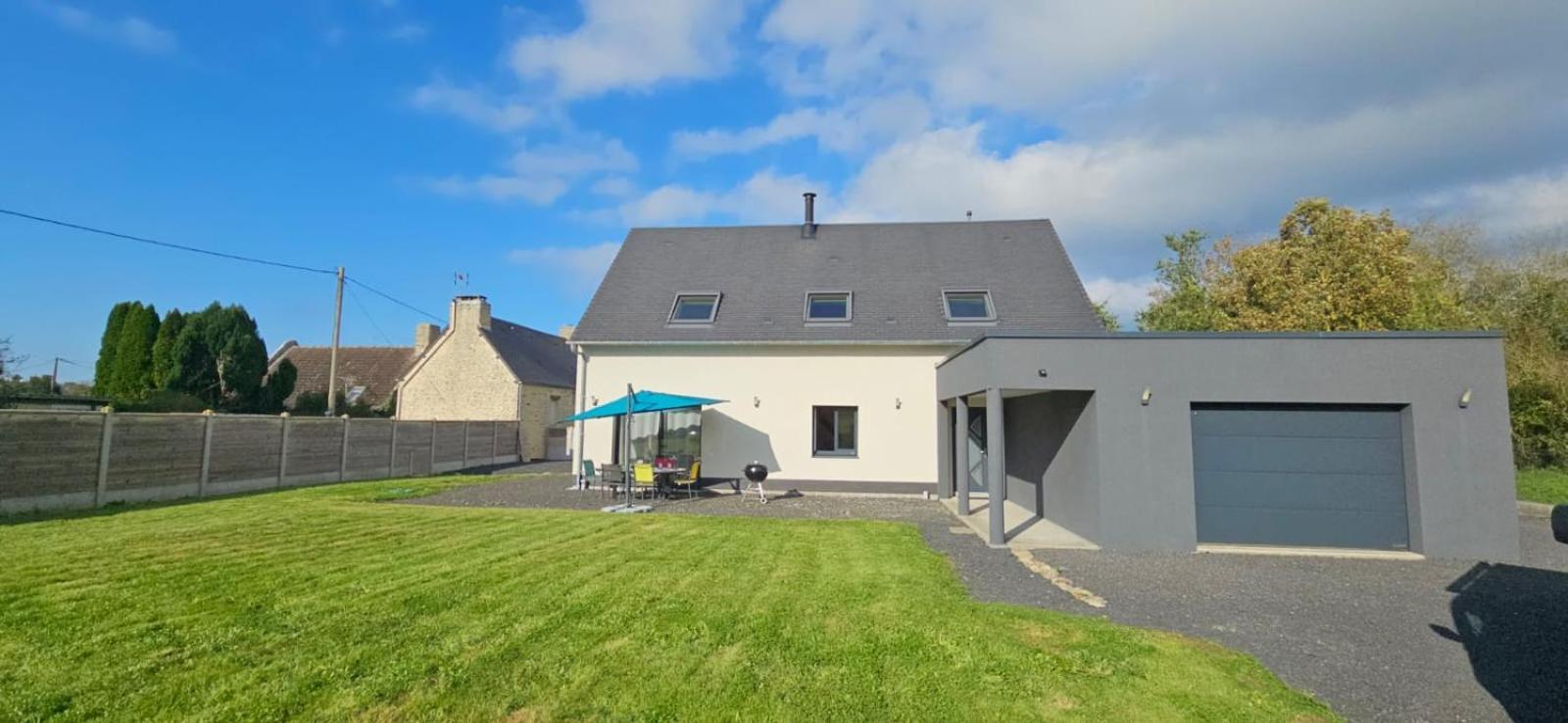 Kokana Modern Holiday Home Englesqueville-la-Percee ภายนอก รูปภาพ